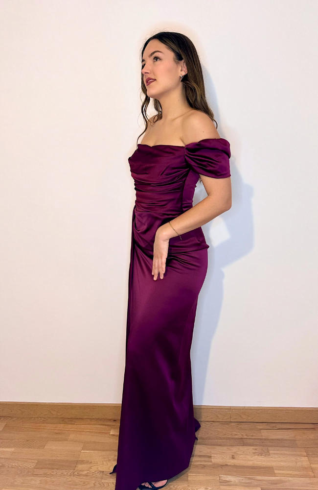 Robe de soirée longue col bateau en Satin - Cerise